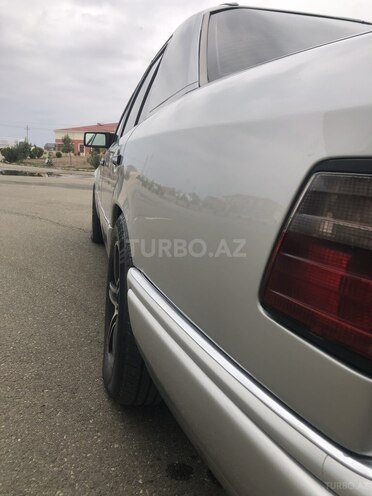 Mercedes E 250 1995, 488,737 km - 2.5 л - Ağstafa