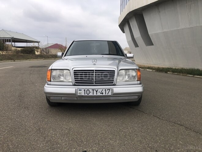 Mercedes E 250 1995, 488,737 km - 2.5 л - Ağstafa