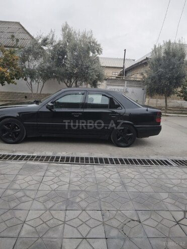 Mercedes C 180 1995, 352,632 km - 1.8 л - Salyan