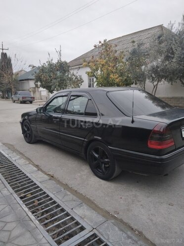 Mercedes C 180 1995, 352,632 km - 1.8 л - Salyan