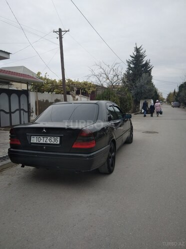 Mercedes C 180 1995, 352,632 km - 1.8 л - Salyan