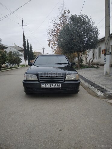 Mercedes C 180 1995, 352,632 km - 1.8 л - Salyan
