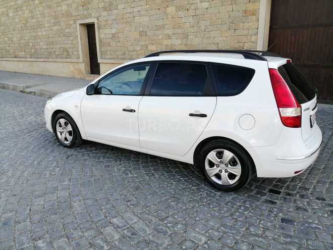 Hyundai i30 2009, 228,900 km - 1.6 l - Bakı