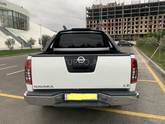 Nissan Navara 2012, 155,200 km - 2.5 l - Bakı