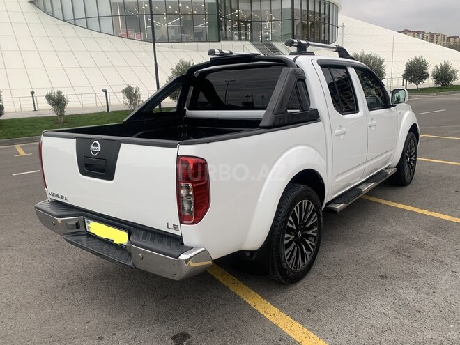 Nissan Navara 2012, 155,200 km - 2.5 l - Bakı
