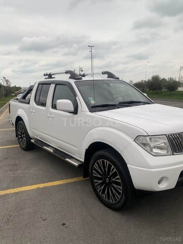 Nissan Navara 2012, 155,200 km - 2.5 l - Bakı