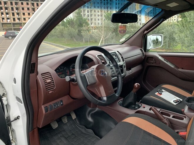 Nissan Navara 2012, 155,200 km - 2.5 l - Bakı