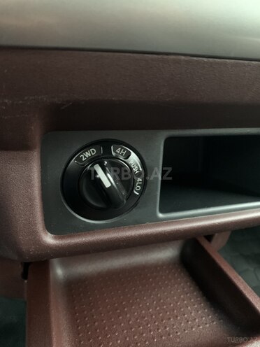 Nissan Navara 2012, 155,200 km - 2.5 l - Bakı