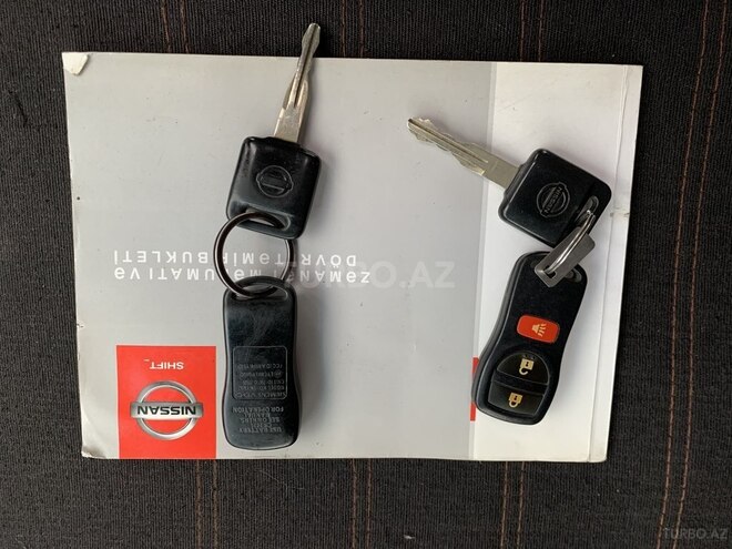 Nissan Navara 2012, 155,200 km - 2.5 l - Bakı