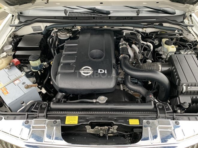 Nissan Navara 2012, 155,200 km - 2.5 l - Bakı