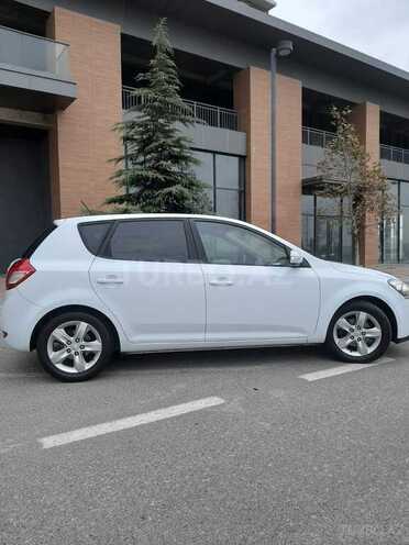 Kia Ceed 2010, 319,700 km - 1.6 l - Bakı