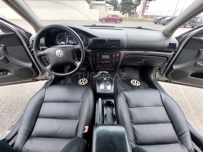Volkswagen Passat 2003, 243,570 km - 1.8 л - Sumqayıt