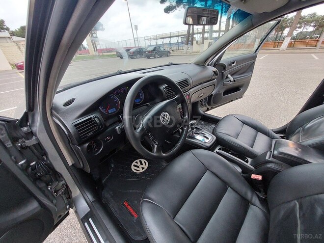 Volkswagen Passat 2003, 243,570 km - 1.8 л - Sumqayıt