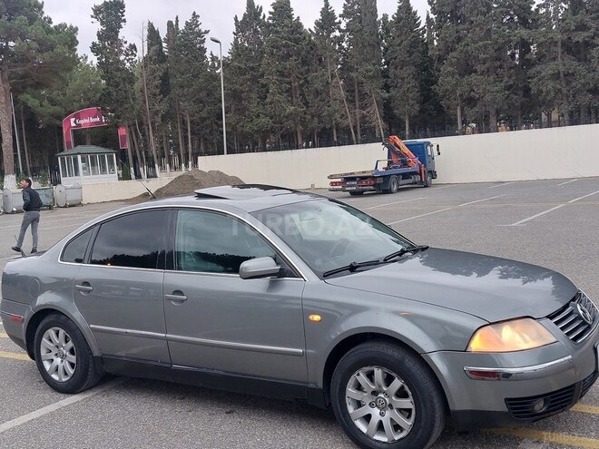 Volkswagen Passat 2003, 243,570 km - 1.8 л - Sumqayıt