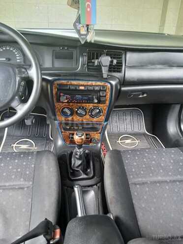 Opel Vectra 1996, 300,000 km - 1.6 l - Bakı