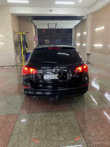 Opel Astra 2011, 148,000 km - 1.4 l - Bakı