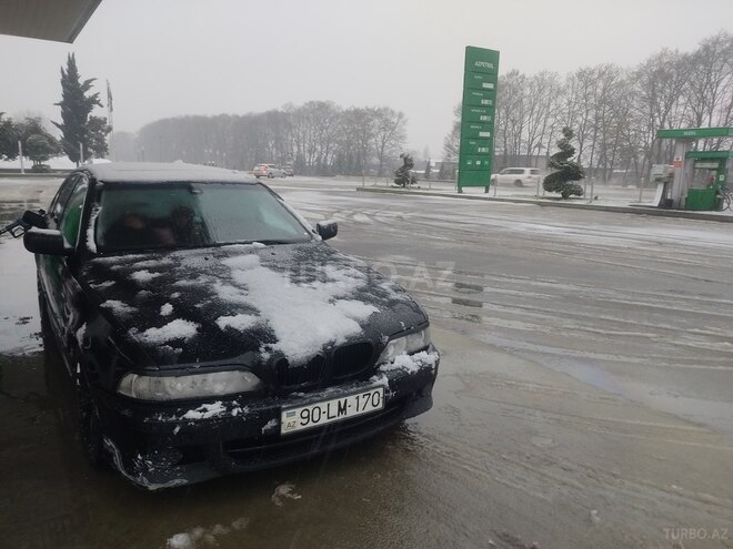 BMW 525 2001, 230,000 km - 2.5 l - Bakı
