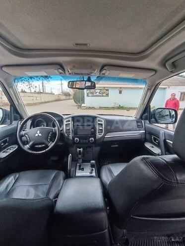 Mitsubishi Pajero 2015, 172,000 km - 3.0 l - Bakı