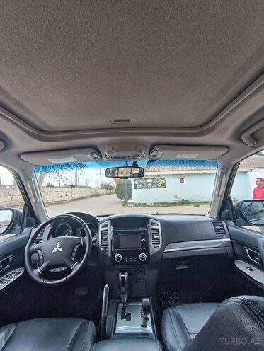 Mitsubishi Pajero 2015, 172,000 km - 3.0 l - Bakı