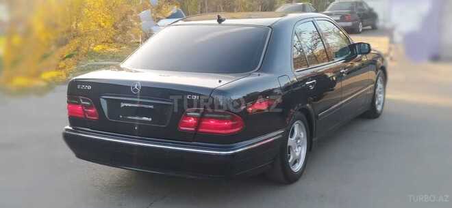 Mercedes E 220 2000, 347,000 km - 2.2 л - Bakı