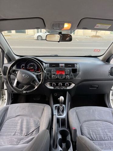 Kia Rio 2013, 258,000 km - 1.4 l - Bakı