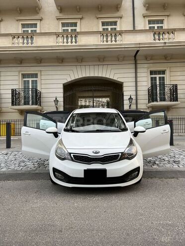 Kia Rio 2013, 258,000 km - 1.4 l - Bakı
