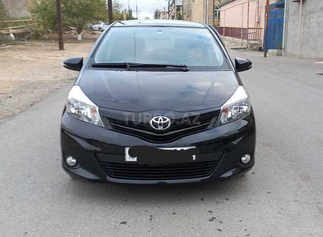 Toyota Vitz 2011, 96,000 km - 1.3 л - Bakı