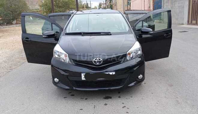 Toyota Vitz 2011, 96,000 km - 1.3 л - Bakı