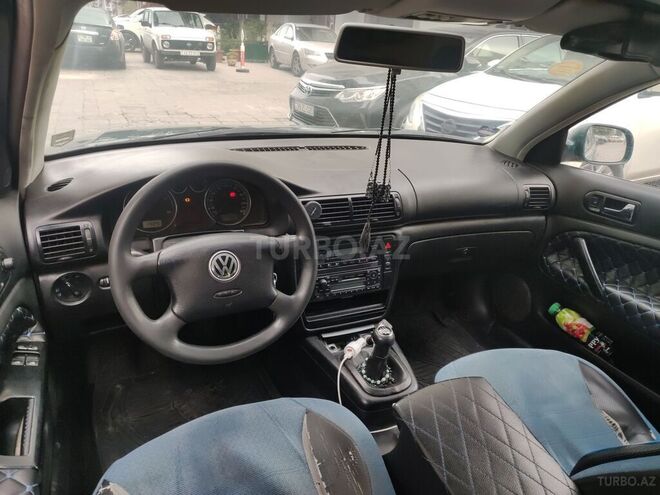 Volkswagen Passat 2002, 288,000 km - 1.9 l - Bakı