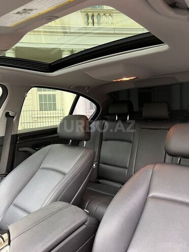 BMW 528 2016, 135,000 km - 2.0 l - Bakı