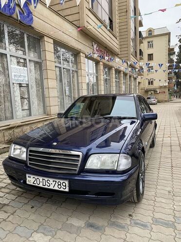 Mercedes C 200 1998, 300,000 km - 2.0 l - Gəncə