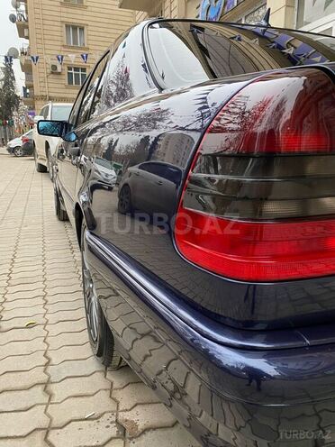 Mercedes C 200 1998, 300,000 km - 2.0 l - Gəncə