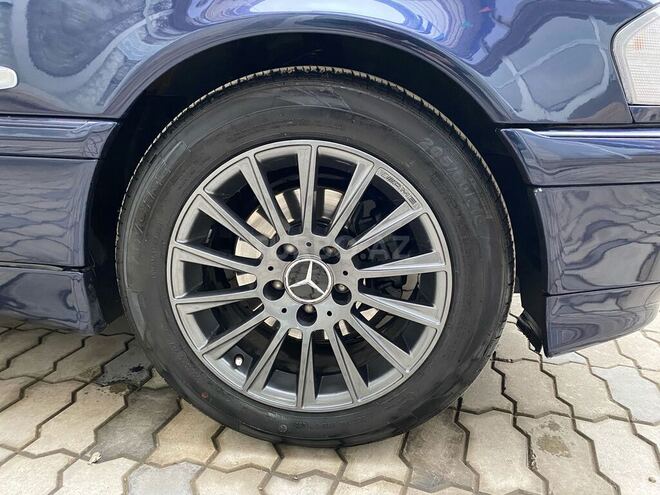 Mercedes C 200 1998, 300,000 km - 2.0 l - Gəncə