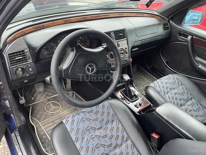 Mercedes C 180 1997, 314,000 km - 1.8 l - Zaqatala