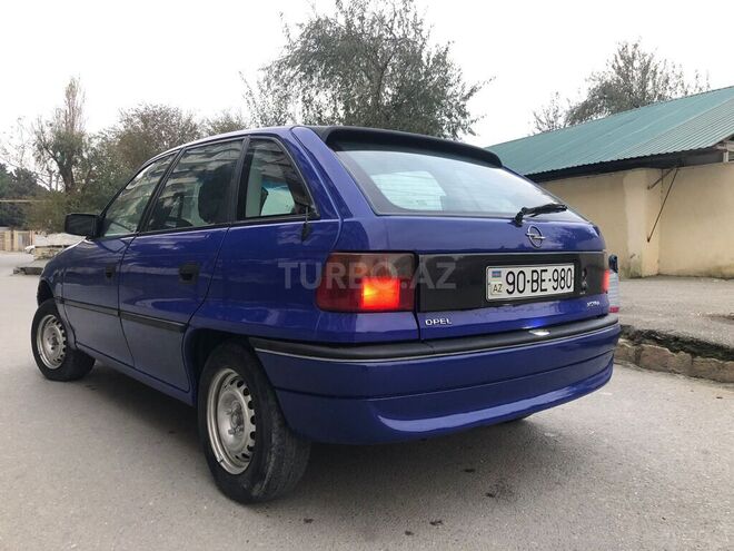 Opel Astra 1995, 373,300 km - 1.4 l - Bakı