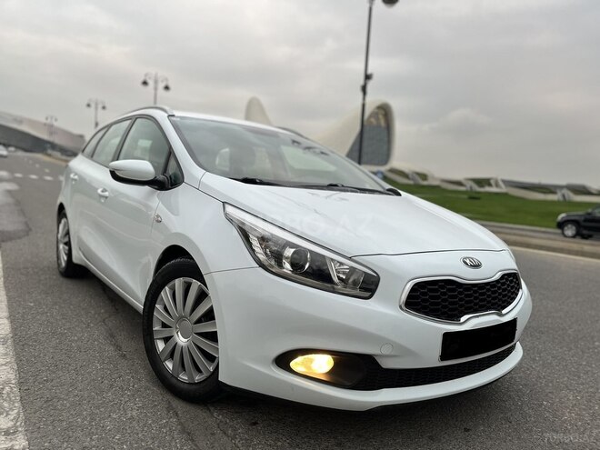 Kia Ceed 2014, 193,000 km - 1.4 l - Bakı