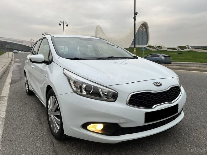 Kia Ceed 2014, 193,000 km - 1.4 l - Bakı