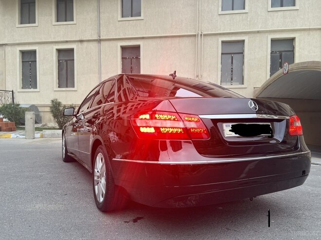 Mercedes E 220 2009, 359,000 km - 2.2 l - Bakı