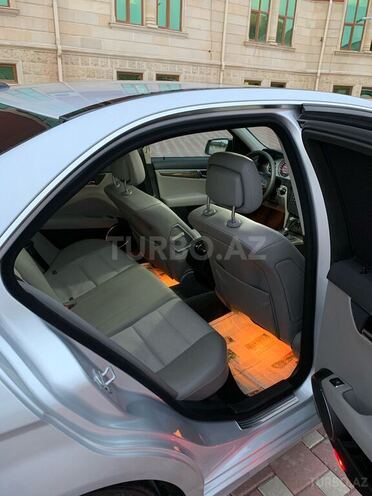 Mercedes C 220 2007, 303,000 km - 2.2 l - Bakı