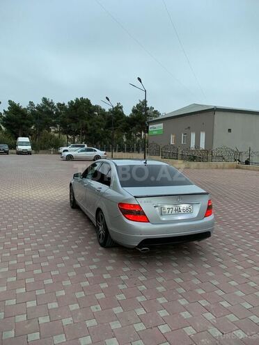 Mercedes C 220 2007, 303,000 km - 2.2 l - Bakı