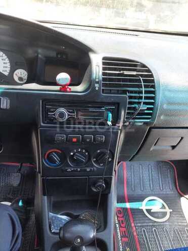 Opel Zafira 1999, 326,532 km - 2.2 л - Qusar