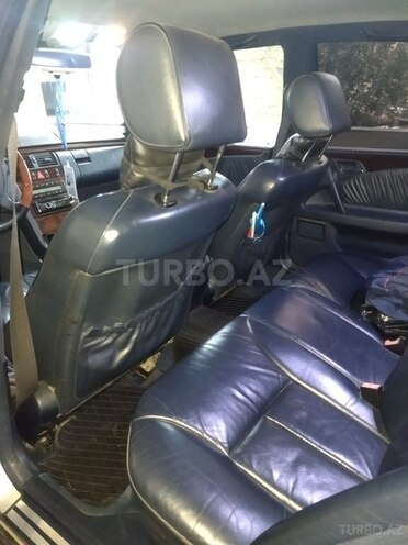 Mercedes C 320 1995, 296,000 km - 3.2 л - Bakı