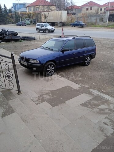 Opel Astra 1997, 260,000 km - 1.6 l - Quba