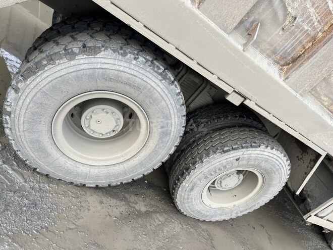 Shacman F2000 2011, 600,000 km - 9.7 l - İmişli