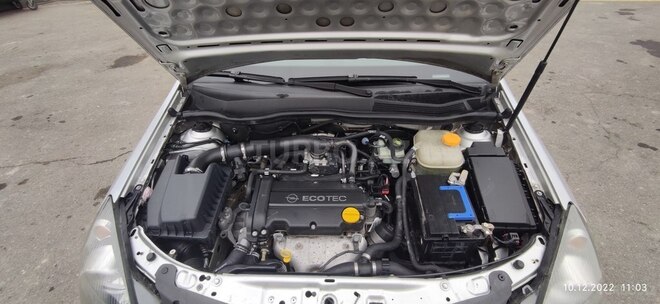 Opel Astra 2005, 258,000 km - 1.4 л - Gəncə