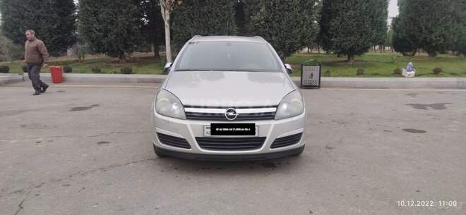 Opel Astra 2005, 258,000 km - 1.4 л - Gəncə
