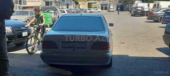 Mercedes E 300 1999, 385,000 km - 3.0 л - Bakı