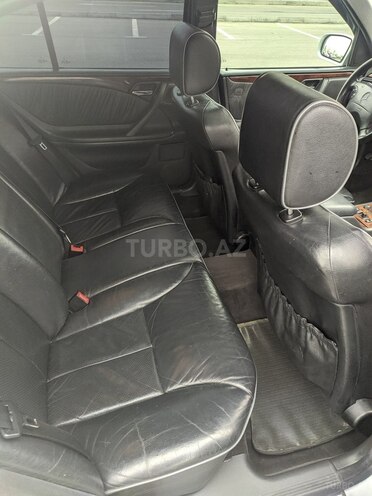 Mercedes E 240 1999, 373,000 km - 2.4 l - Şəki