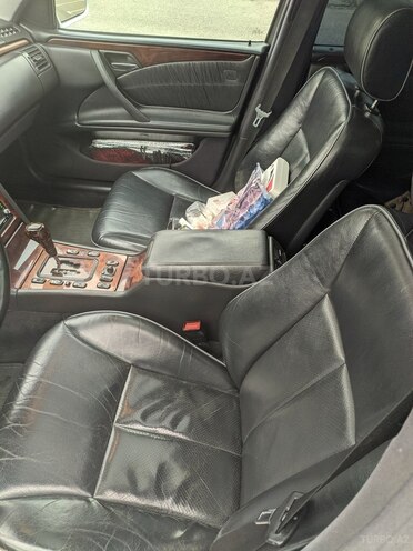 Mercedes E 240 1999, 373,000 km - 2.4 l - Şəki
