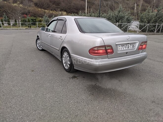 Mercedes E 240 1999, 373,000 km - 2.4 l - Şəki